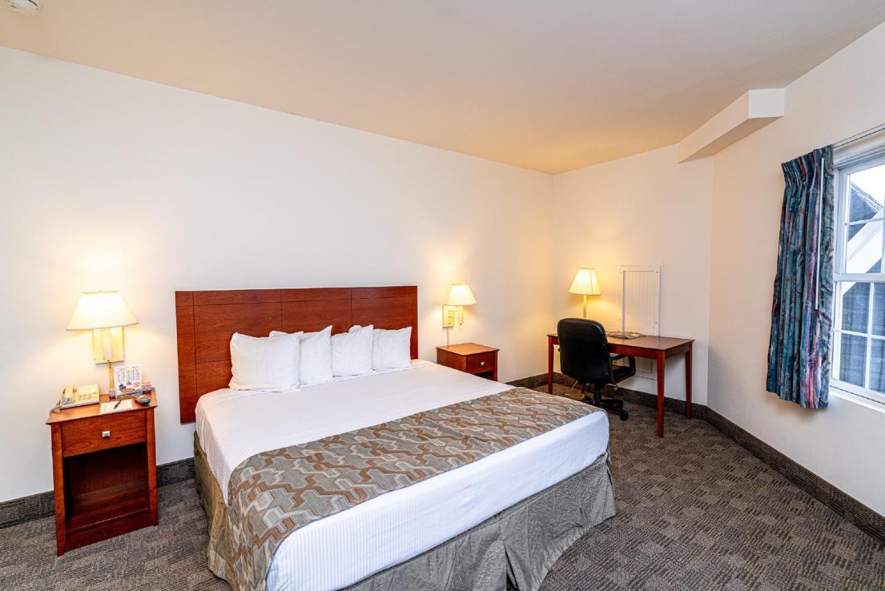 Anchorage Motel Inc. Рехобът Бийч Екстериор снимка