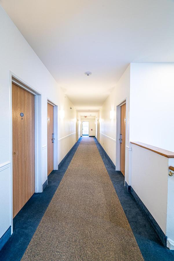 Anchorage Motel Inc. Рехобът Бийч Екстериор снимка