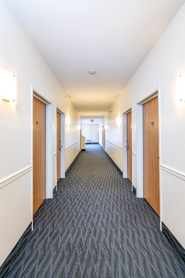 Anchorage Motel Inc. Рехобът Бийч Екстериор снимка